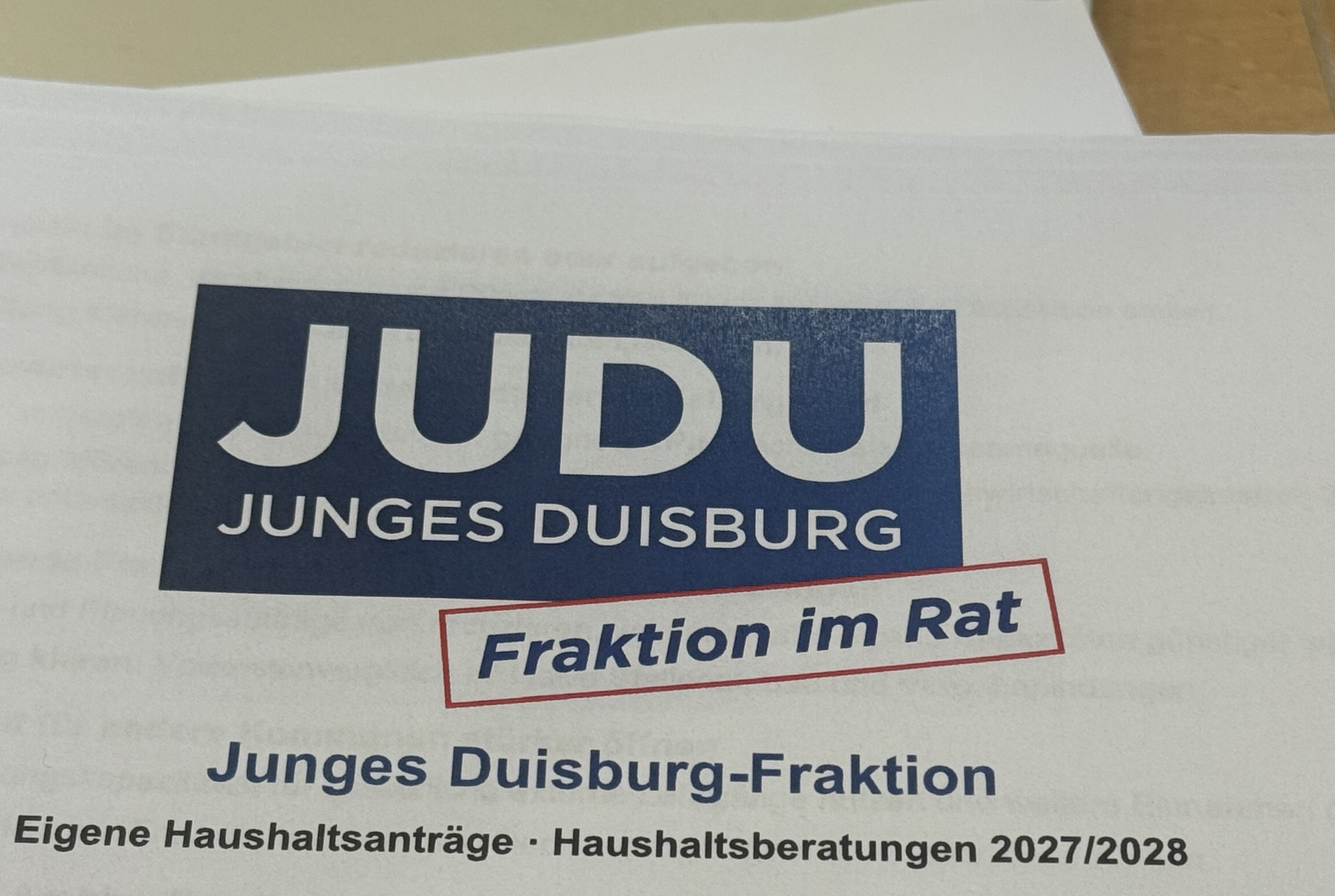 Unterlage der Junges Duisburg-Fraktion zur Haushaltsklausurtagung und zu eigenen Haushaltsanträgen 2027/2028.