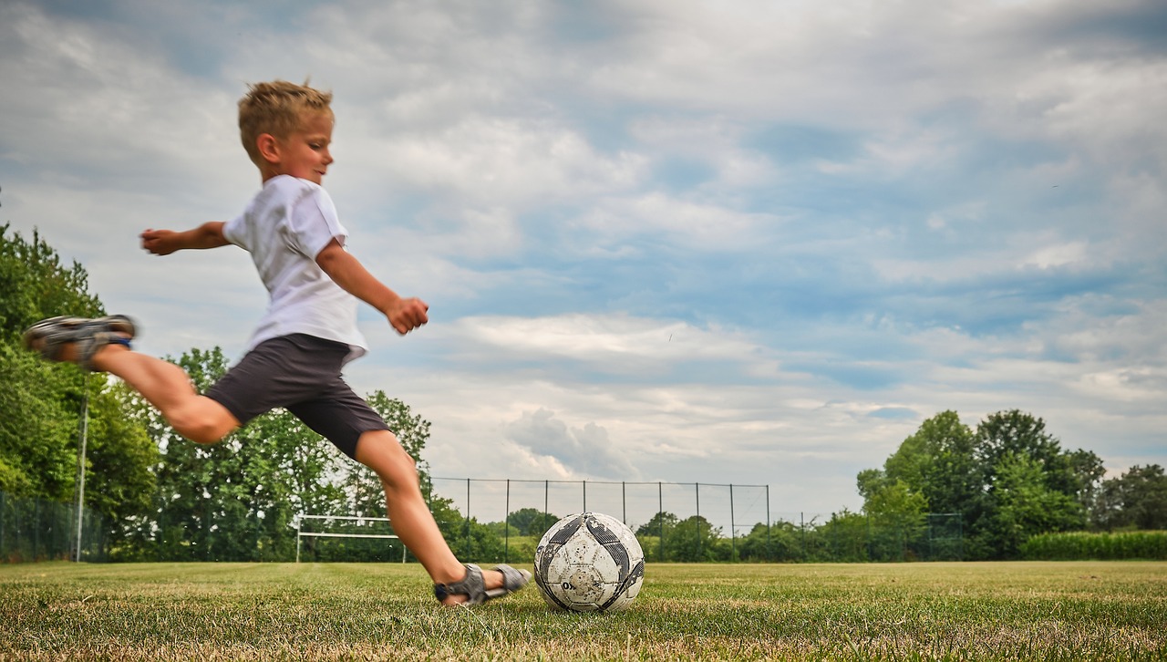 Fußball- und Bolzplatz als Illustration zum Antrag für eindeutige Standortkennnummern im Notfall.